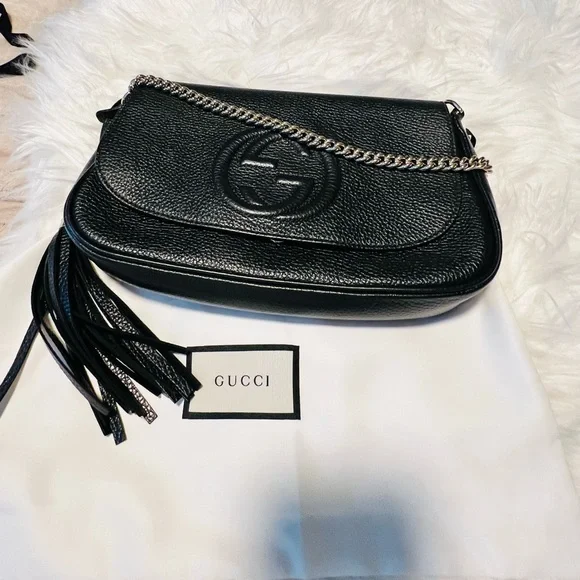 Gucci Soho Pebbled Calfskin Medium
Flap Crossbody Black - Picture 8 of 15